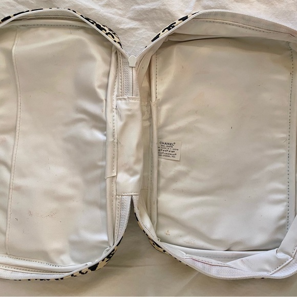 Chanel 31 Rue Cambon Cosmetic Pouch - Picture 3 of 6